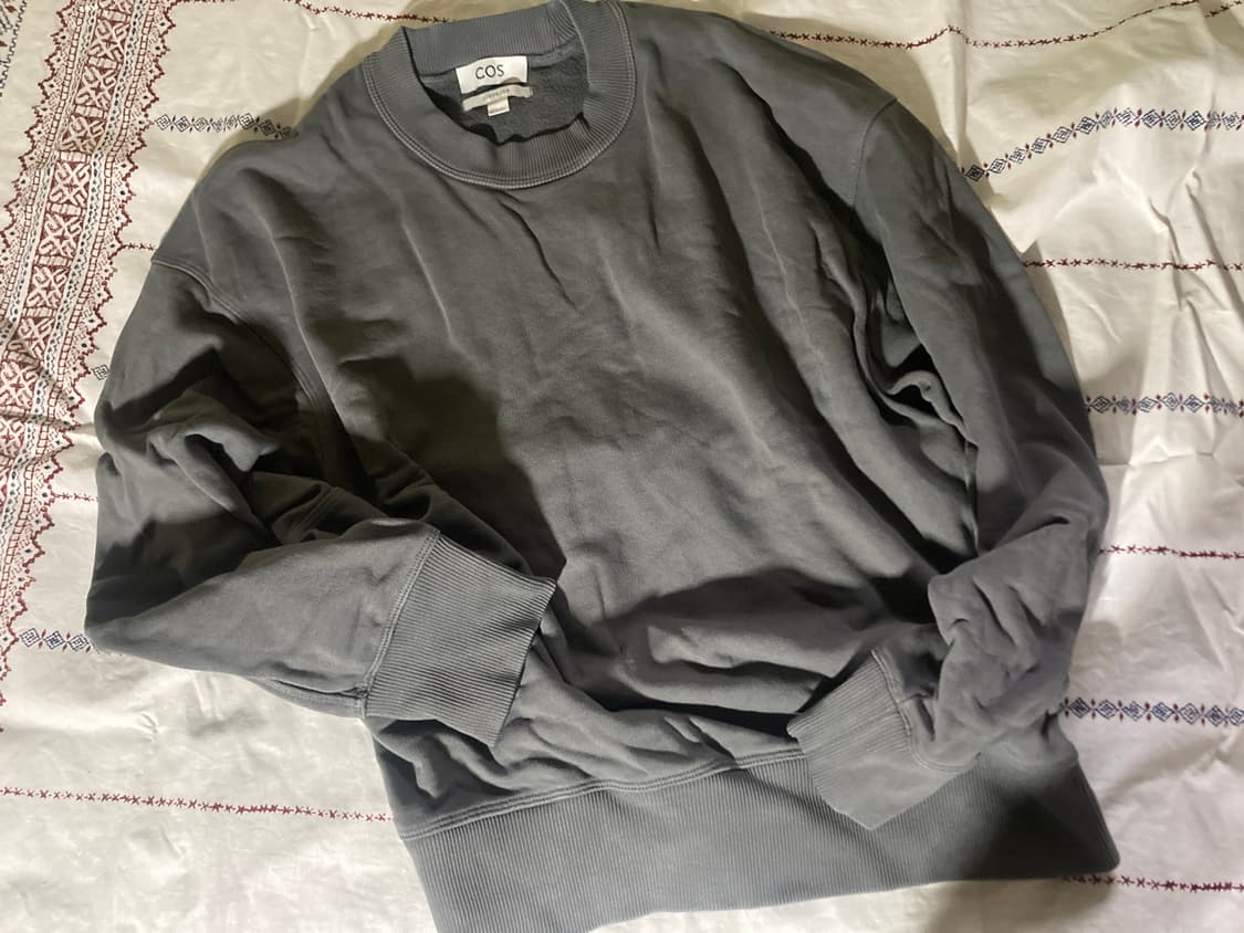 코스 오버핏 스웻셔츠 상품이미지1