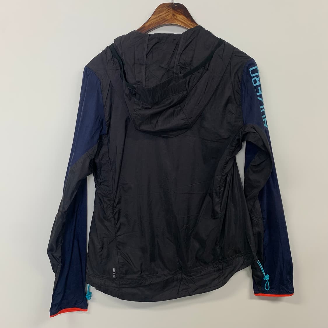 아디다스 배색 경량 바람막이 자켓  상품이미지3