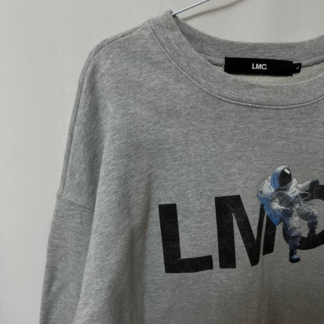 LMC 우주비행사 빅로고 맨투맨 L/100 상품이미지4