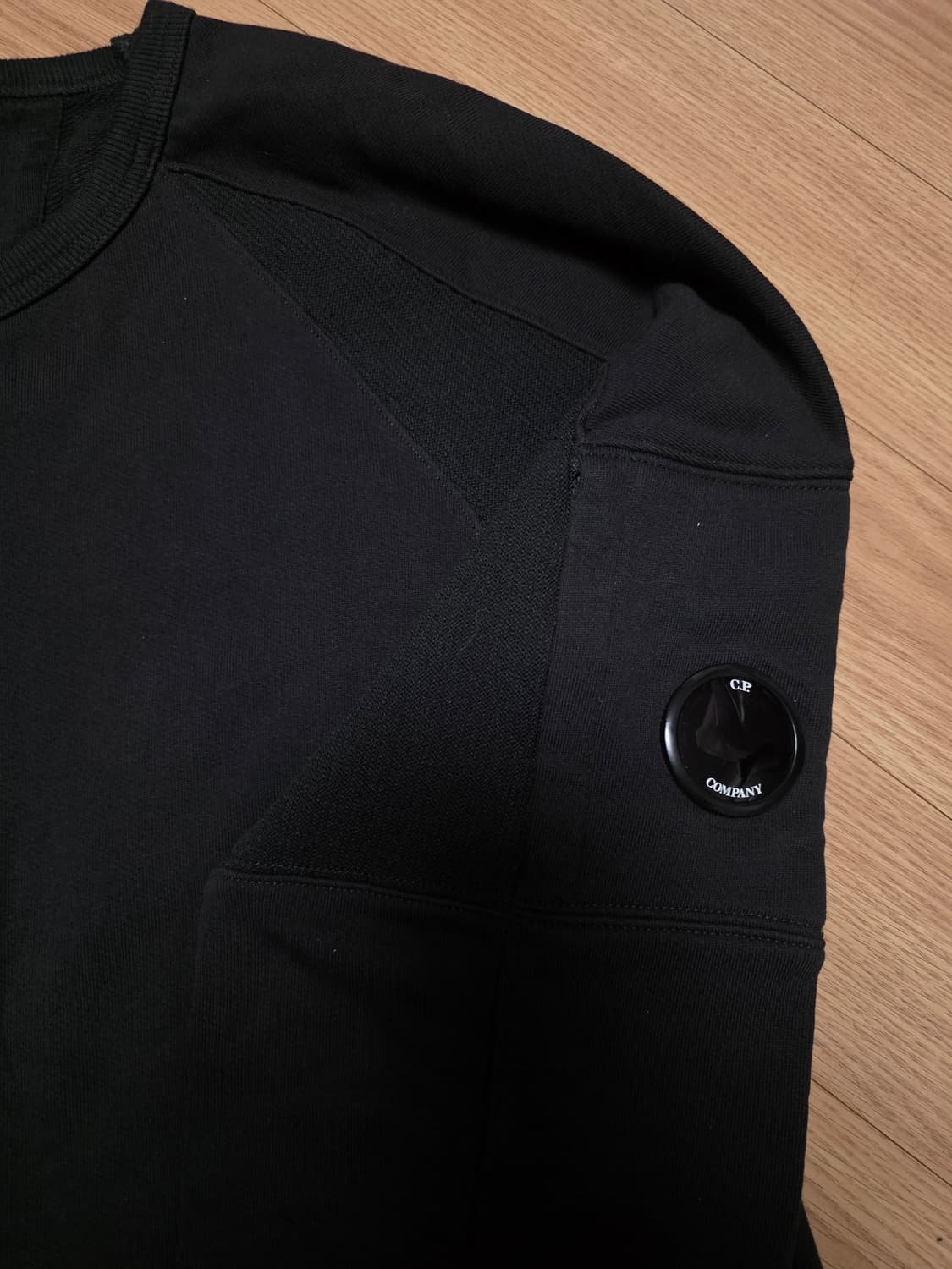 XL) C.P. 컴퍼니 블랙 맨투맨 티셔츠 상품이미지3