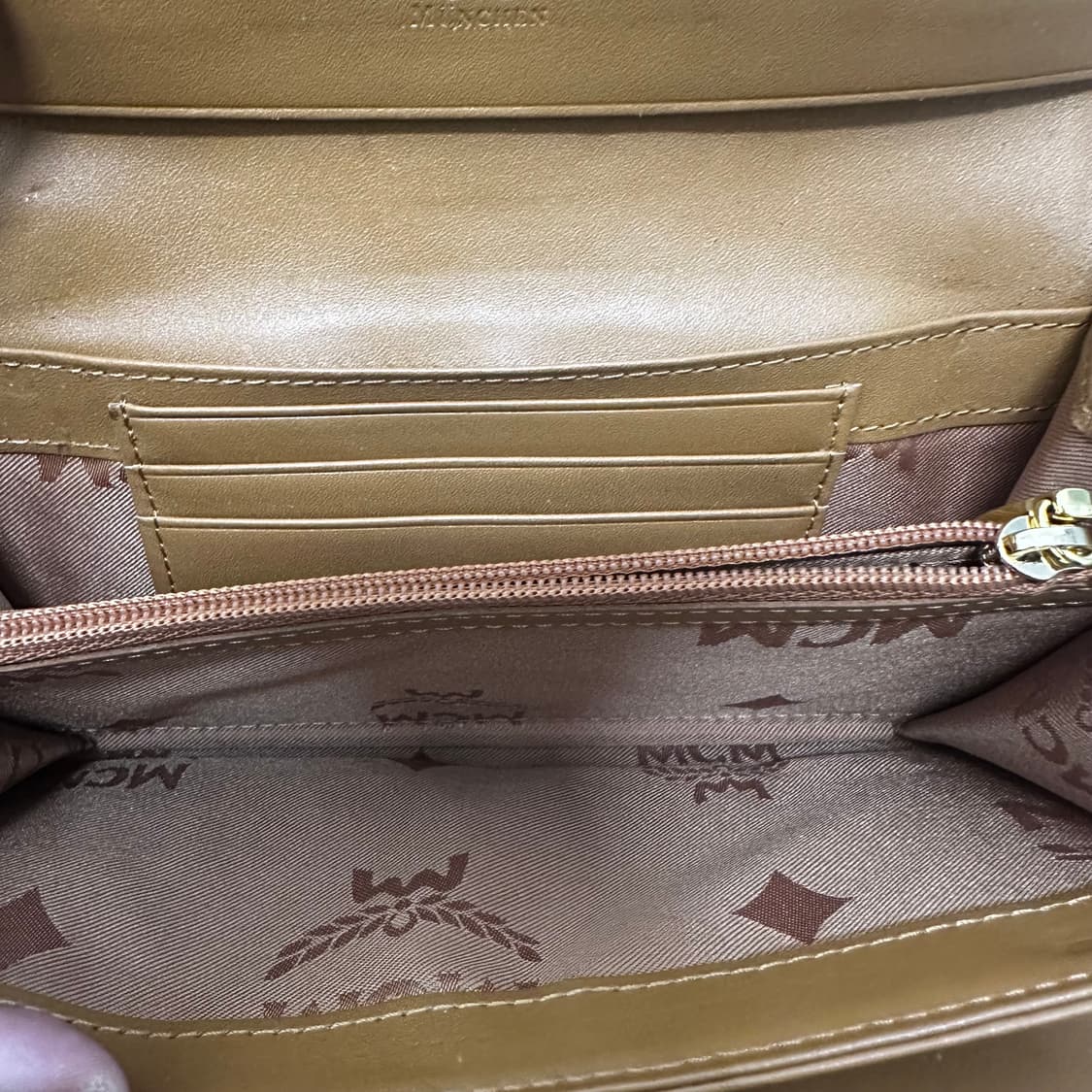 MCM 엠씨엠 여성 비세토스 장지갑 상품이미지7