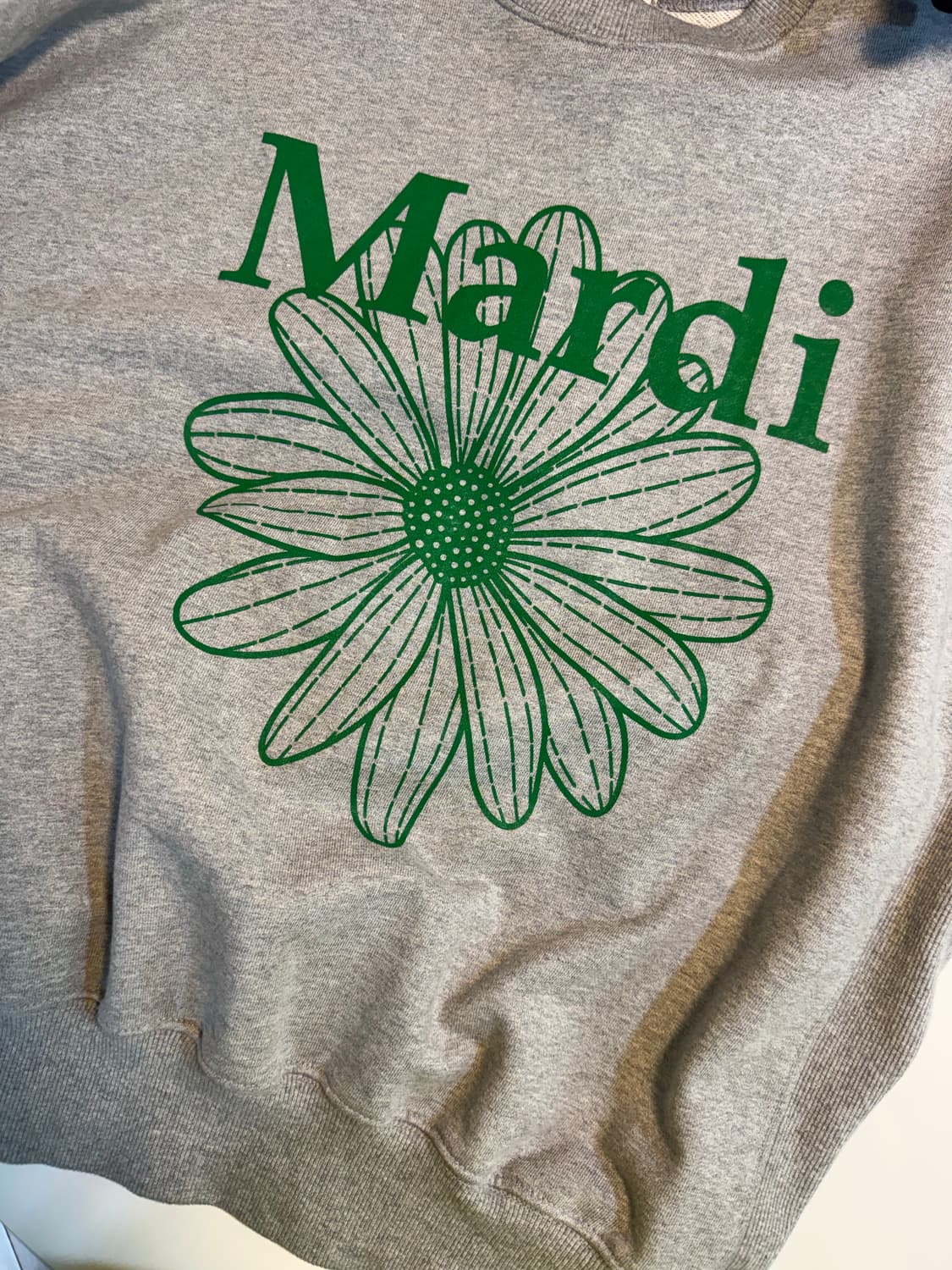 마르디 메크르디 데이지 맨투맨 상품이미지6