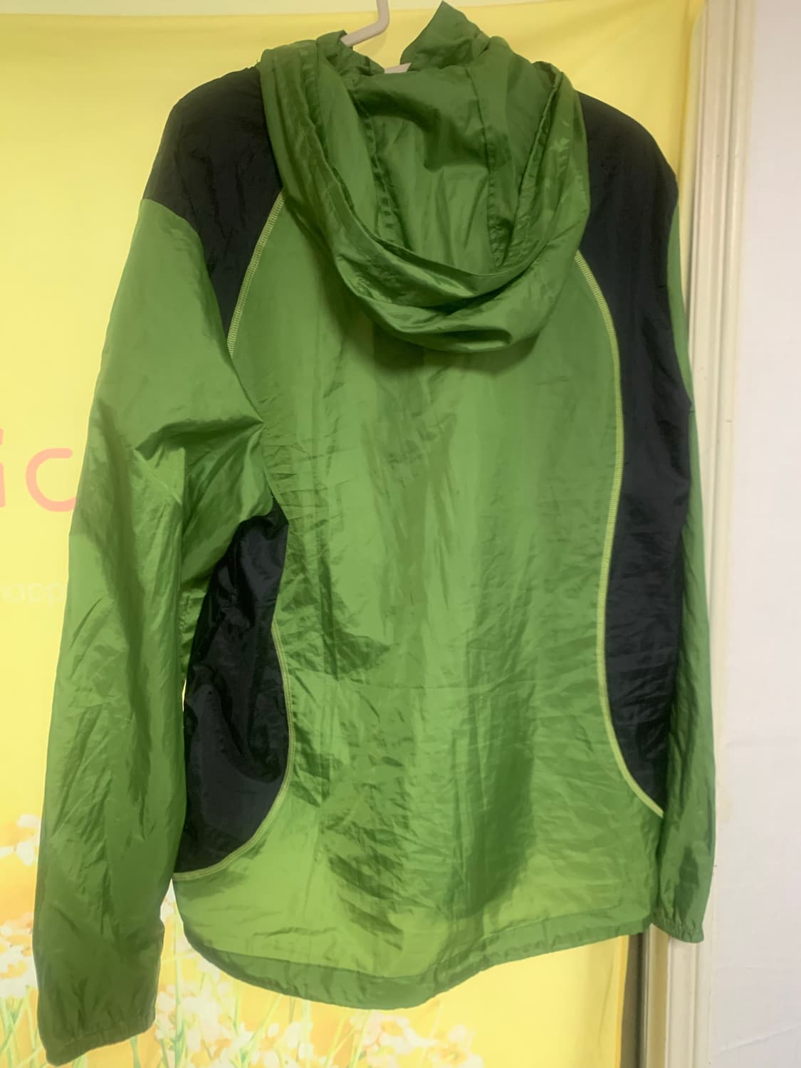 르까프 봄여름 바람막이 105 판매 합니다 상품이미지3