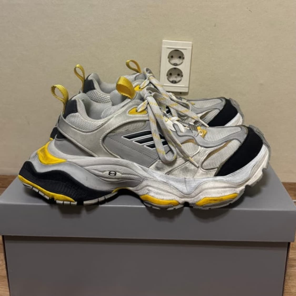 (44) 발렌시아가 카고 스니커즈 그레이 블랙 옐로우 상품이미지2