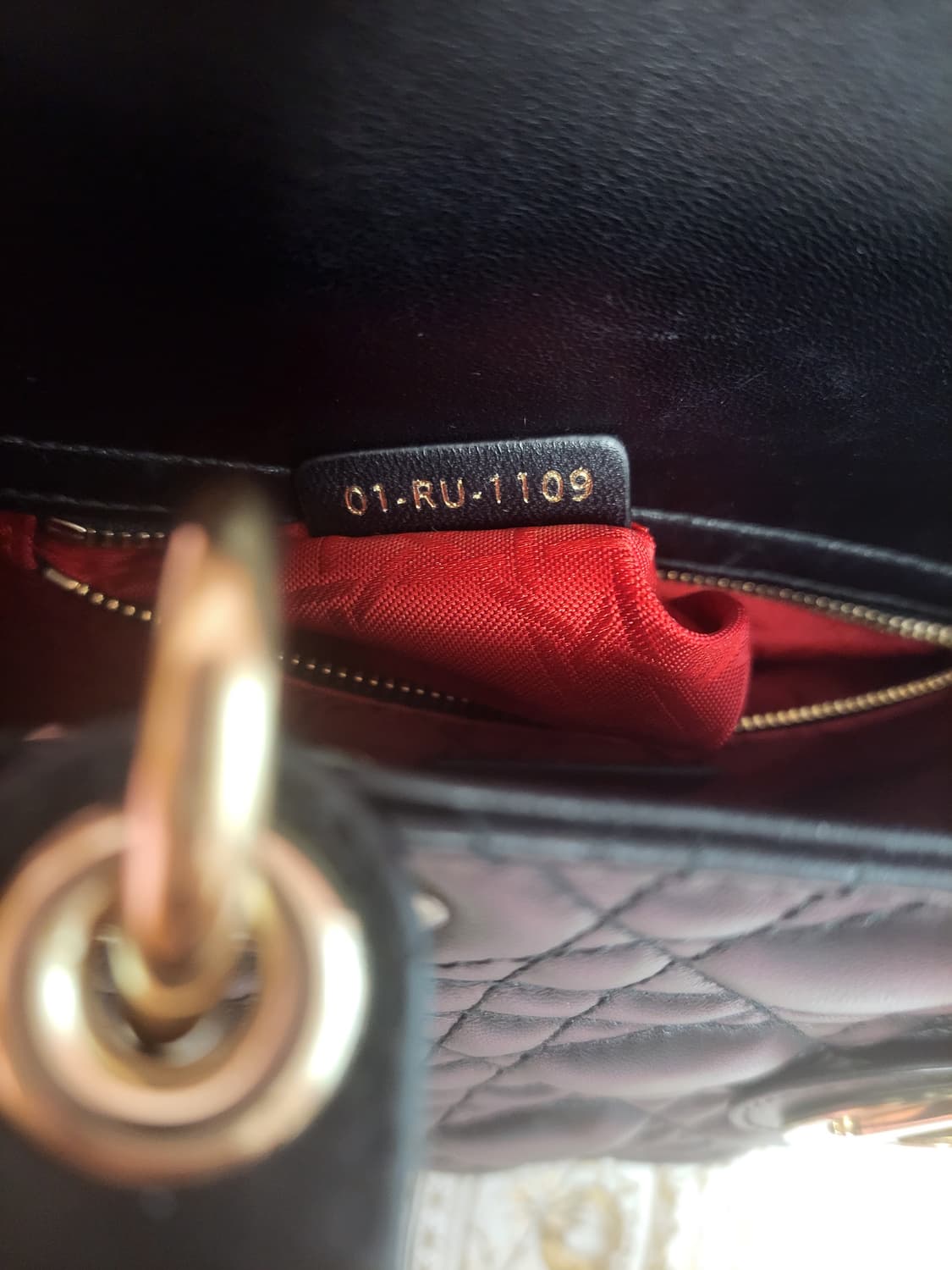 정품)급처상태좋음!디올 레이디백 스몰블랙 크로스토트백 게런티있음 지수가방 상품이미지4