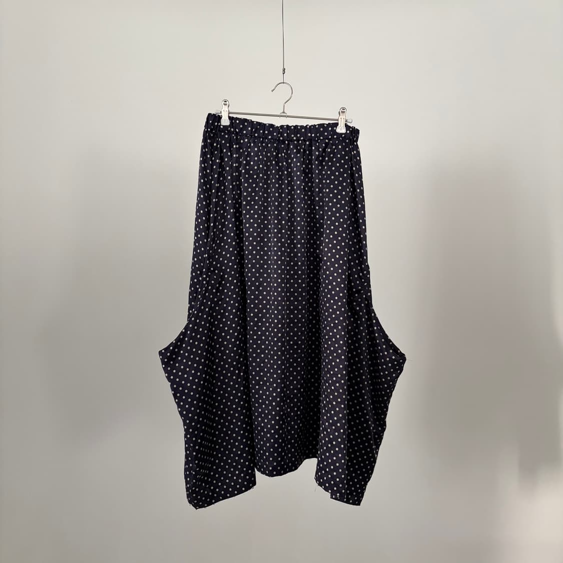 Polka Dot Transformed Satin Skirt 상품이미지1