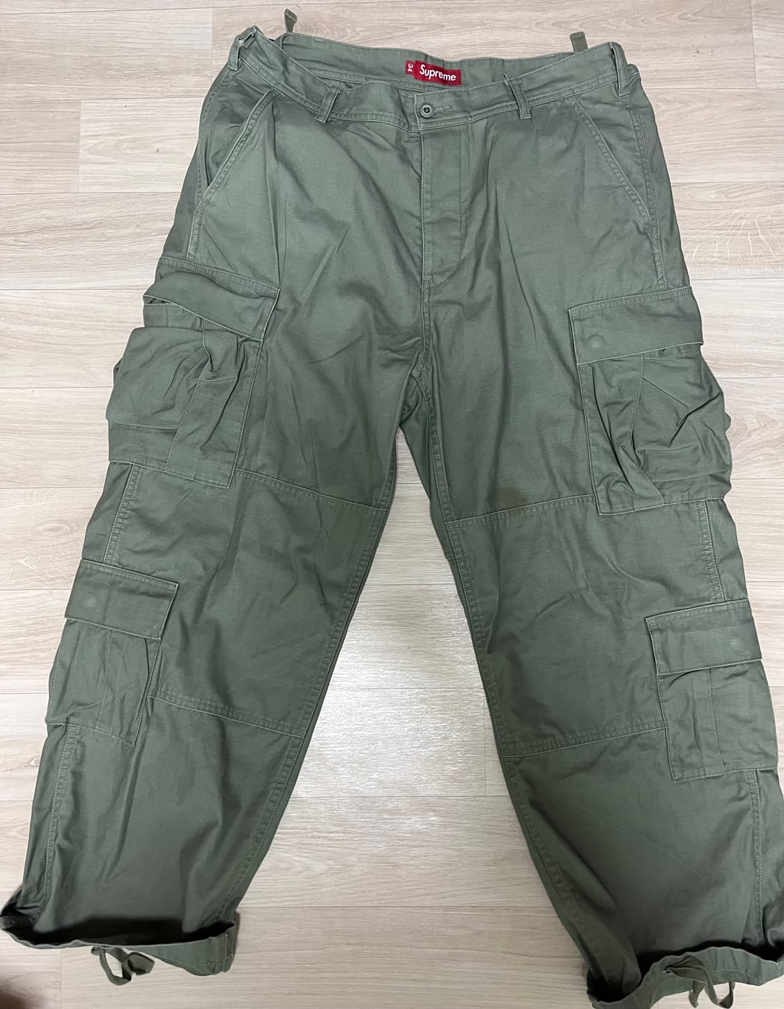 슈프림 23ss 카고팬츠 상품이미지4
