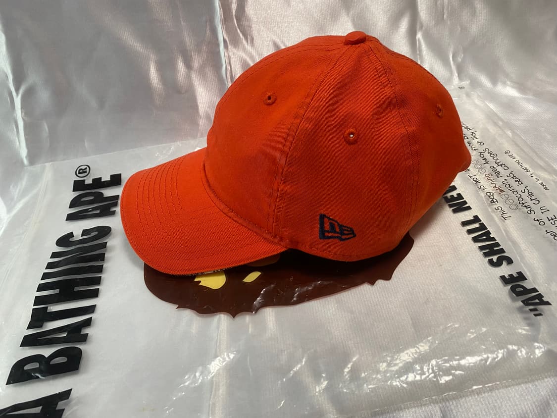 베이프x뉴에라 오렌지 볼캡 상품이미지1