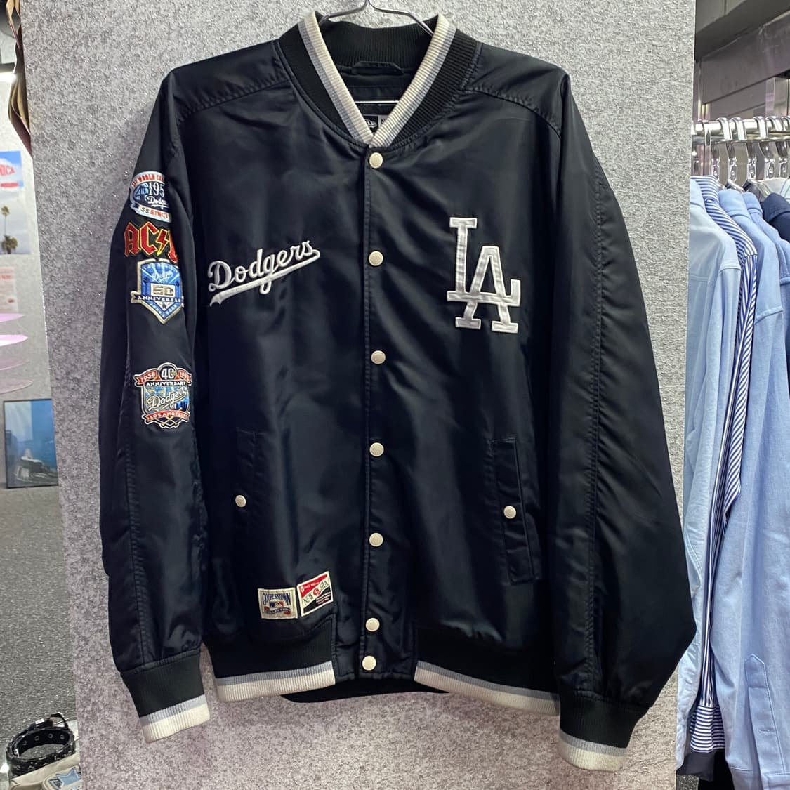 뉴에라 La 다저스 빅로고 새틴 바시티 B3203 상품이미지2