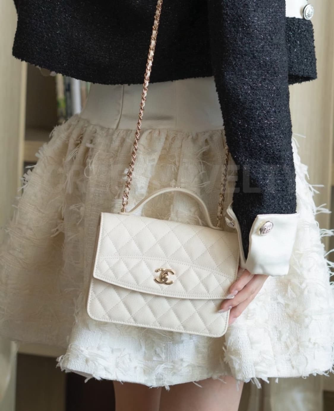 샤넬뷰티 탑핸들 캐비어 백팩 3WAY백 VIP 화이트 상품이미지10