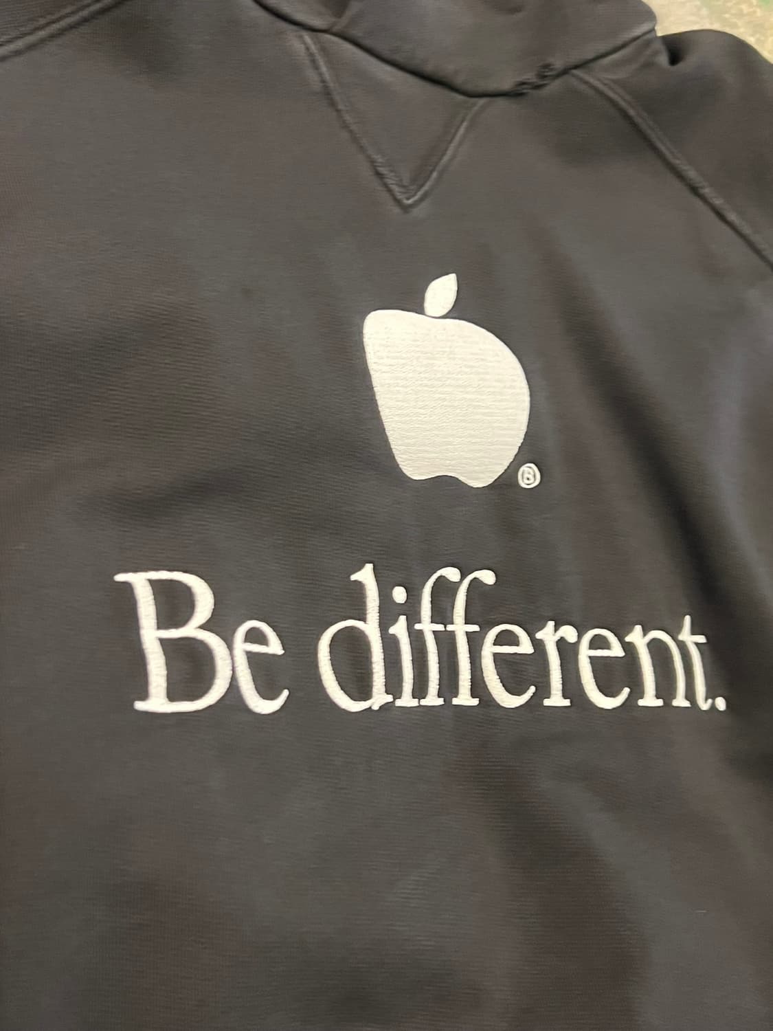 22FW [2] 발렌시아가 애플 후드 런웨이 버전 상품이미지4