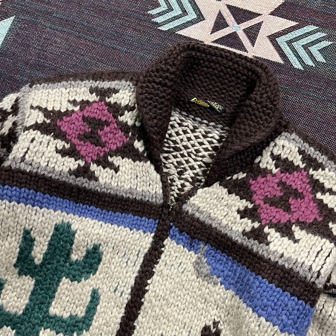 [Rich More] 리치모어 웨스턴 사막 패턴 핸드니트 코위찬 상품이미지3