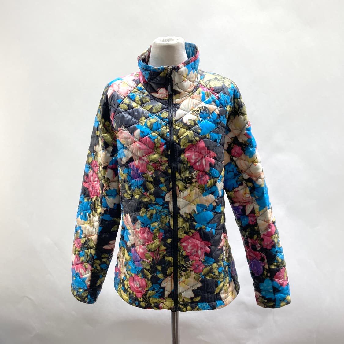 노스페이스 여성플라워퀼팅자켓 M 영구제  상품이미지1