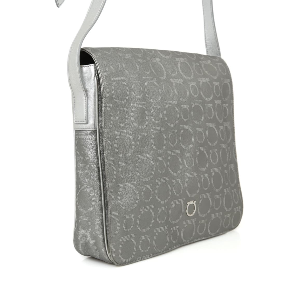 페라가모 간치니 숄더 플랩 크로스백 21-7915 메탈릭 실버 상품이미지3