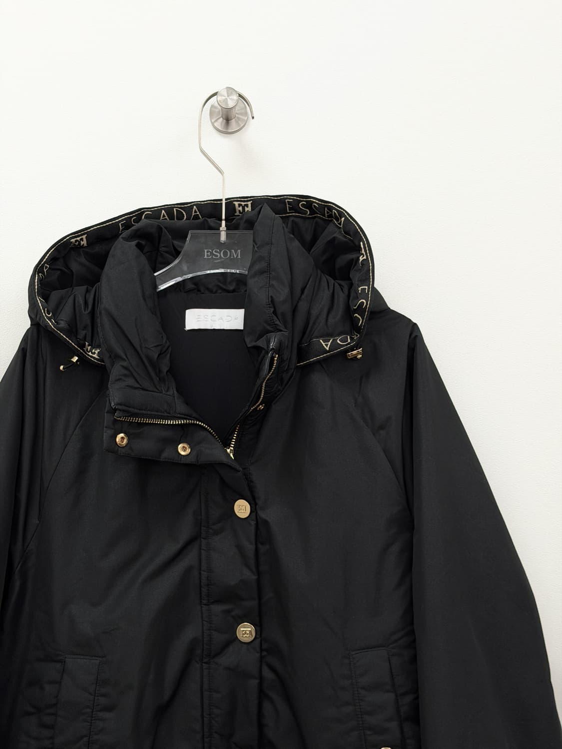 에스카다 로고 테이핑 후드 패딩 점퍼 상품이미지3