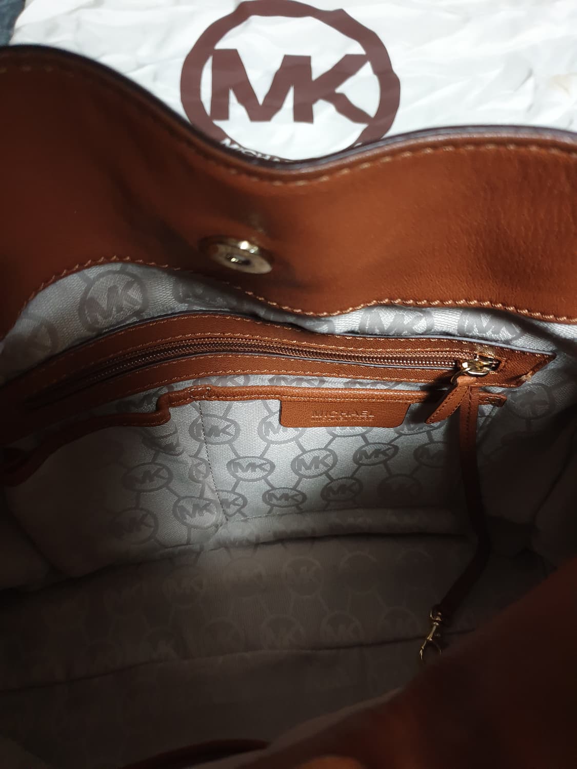 마이클코어스 금장 가죽 헤밀턴 사첼 백 브라운 상품이미지5