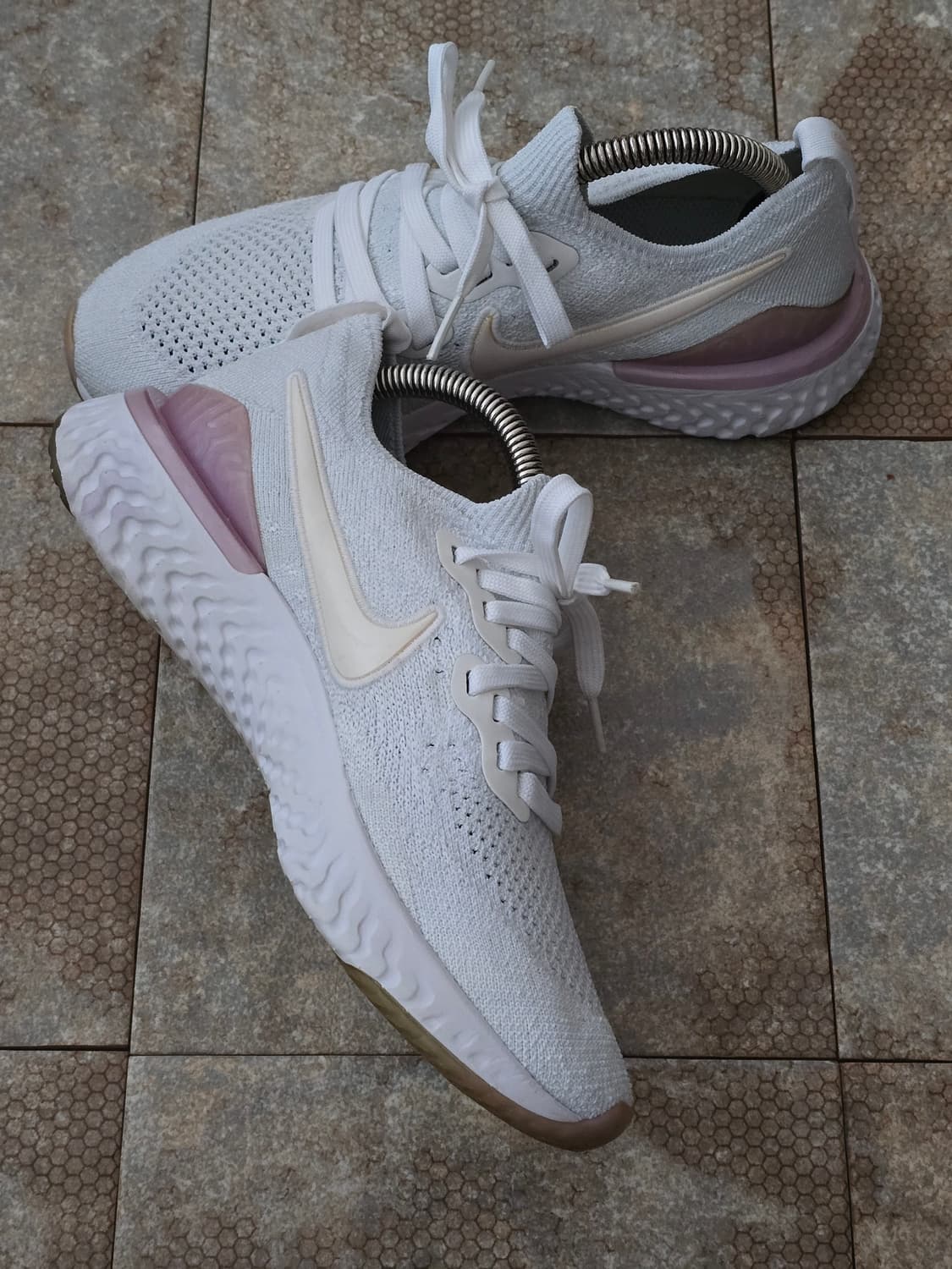 (235)나이키 에픽 리액트 플라이니트 2  상품이미지4