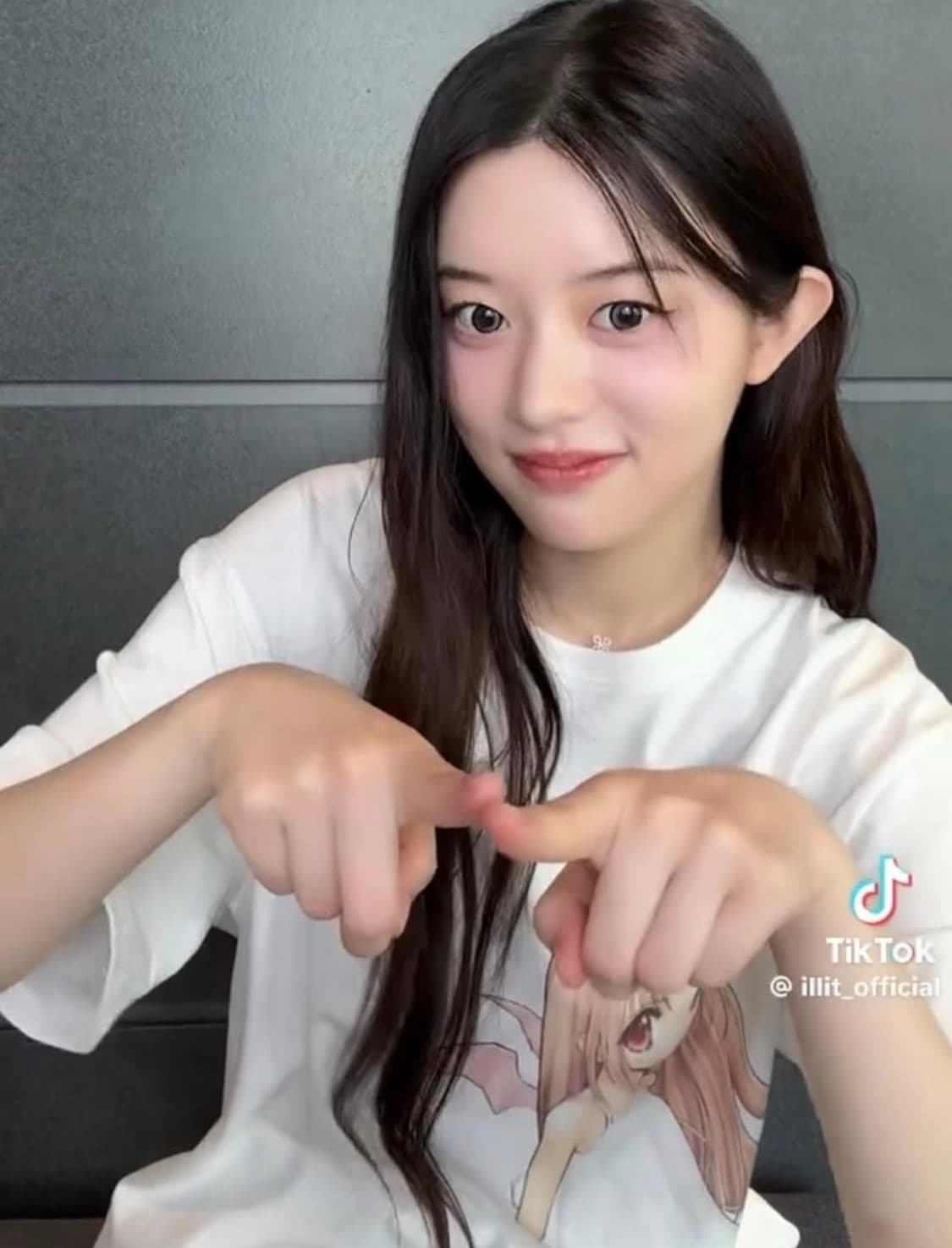 (아일릿 민주 착용) 나비버스 드리밍티 아이보리 상품이미지2
