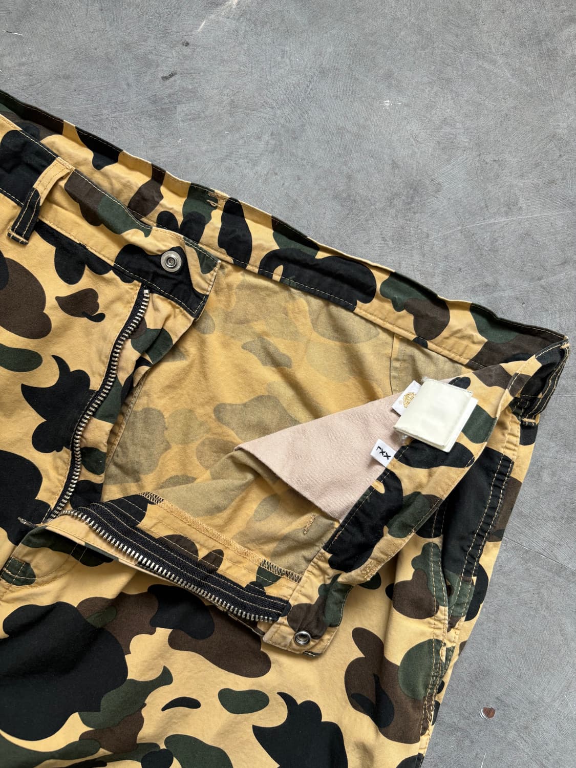 Bape 베이프 황계 카모 와이드 핏 조거 팬츠 상품이미지5