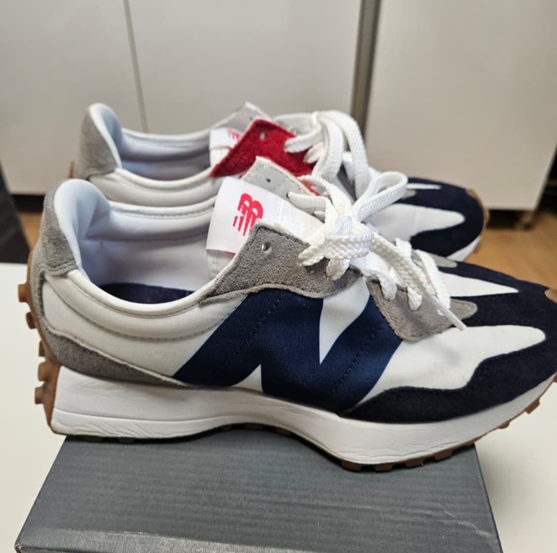 뉴발란스327네이비 흰/검 260 상품이미지3