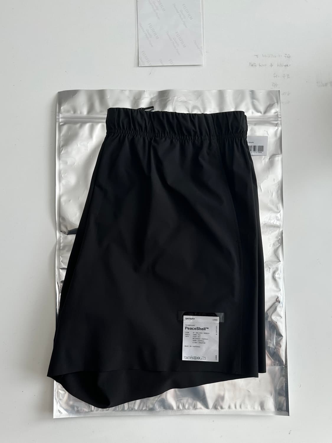 ss25 satisfy 새티스파이 피스쉘 5 언라인드 쇼츠 XL 상품이미지1