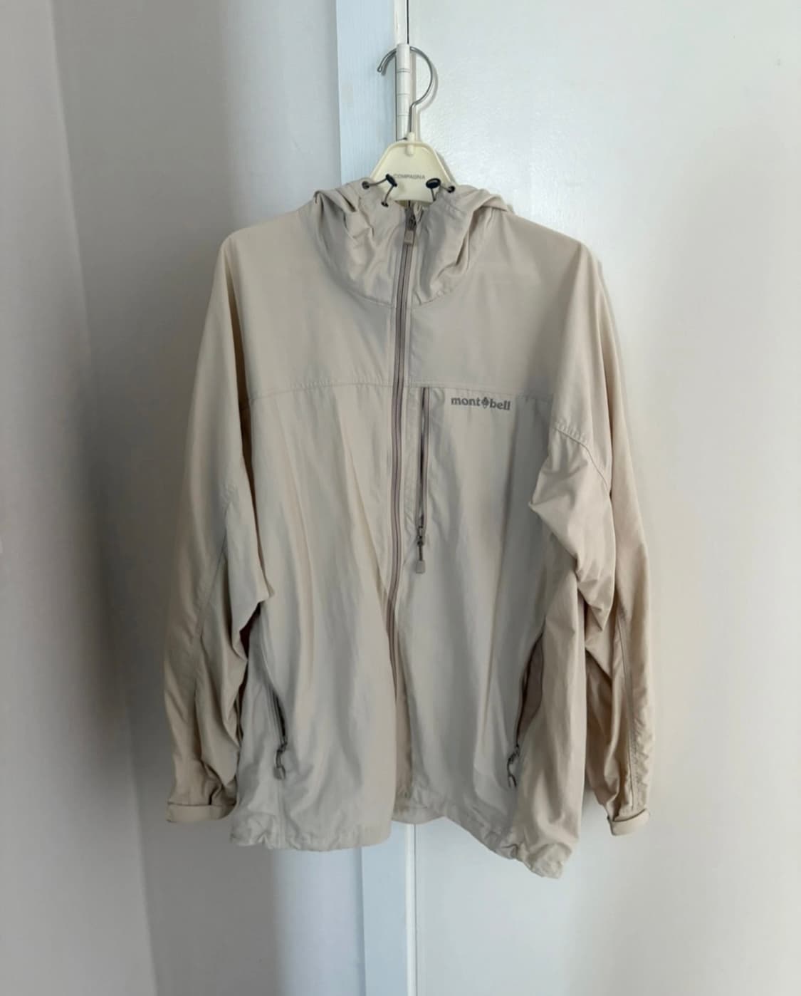 몽벨 바람막이 남자 베이지 m  상품이미지1