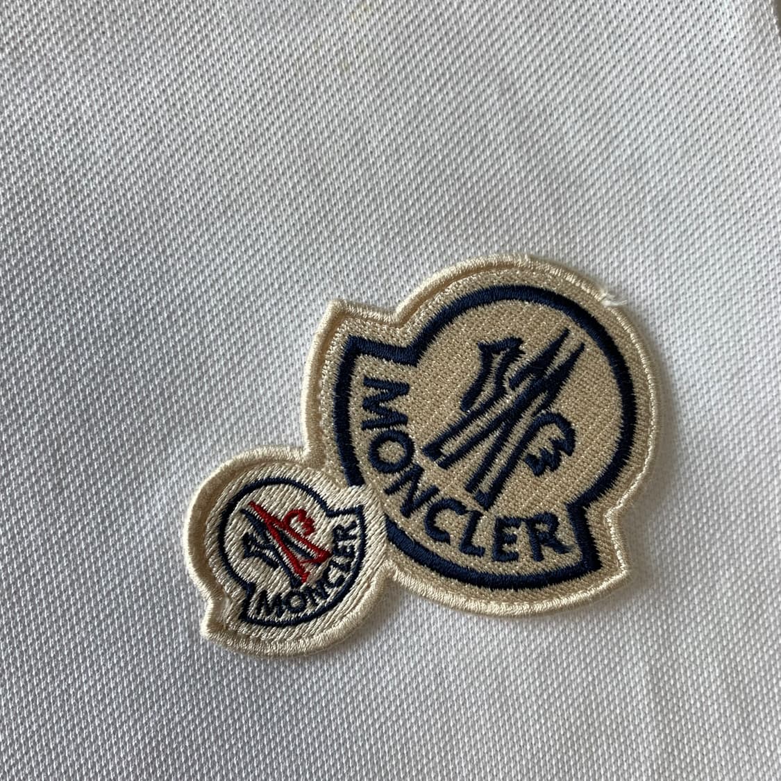 몽클레어 더블와펜 pk 카라티 상품이미지2