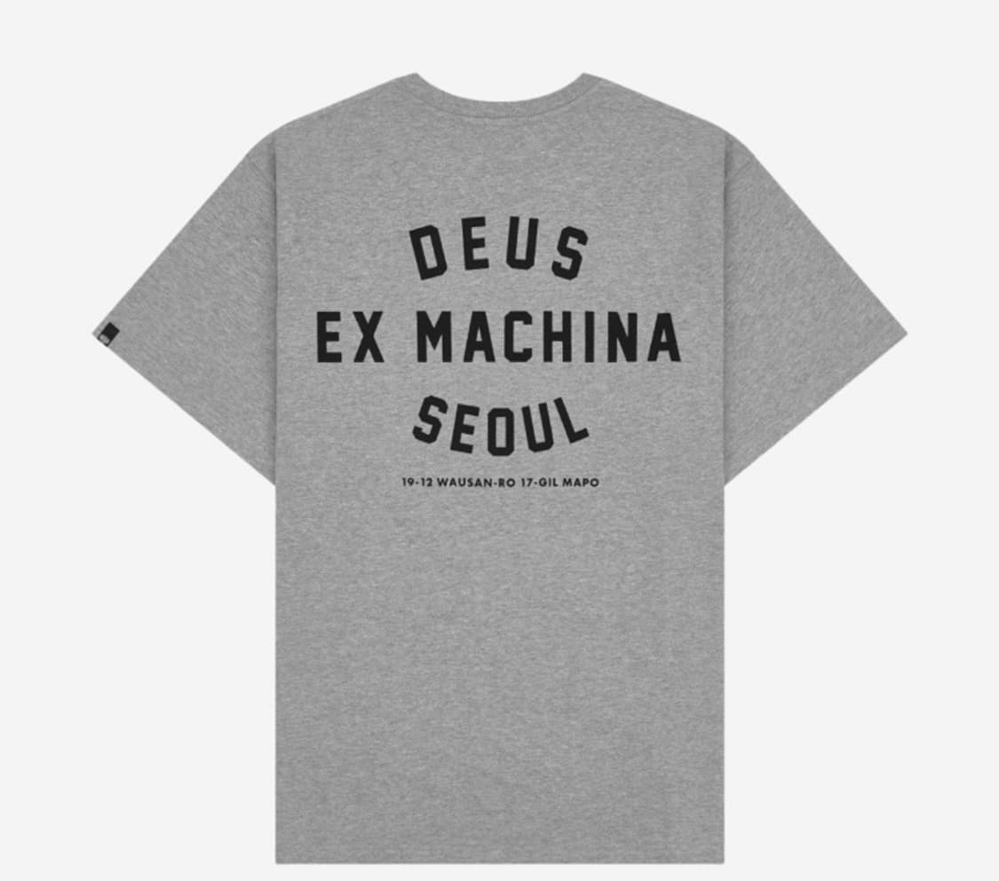 데우스 엑스 마키나Seoul College T-Shirt  L 상품이미지2