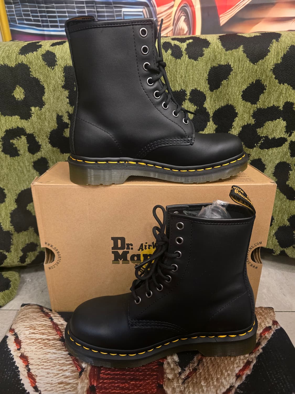 닥터마틴 (Dr. Martens)
 1460 8홀 부츠
 상품이미지2