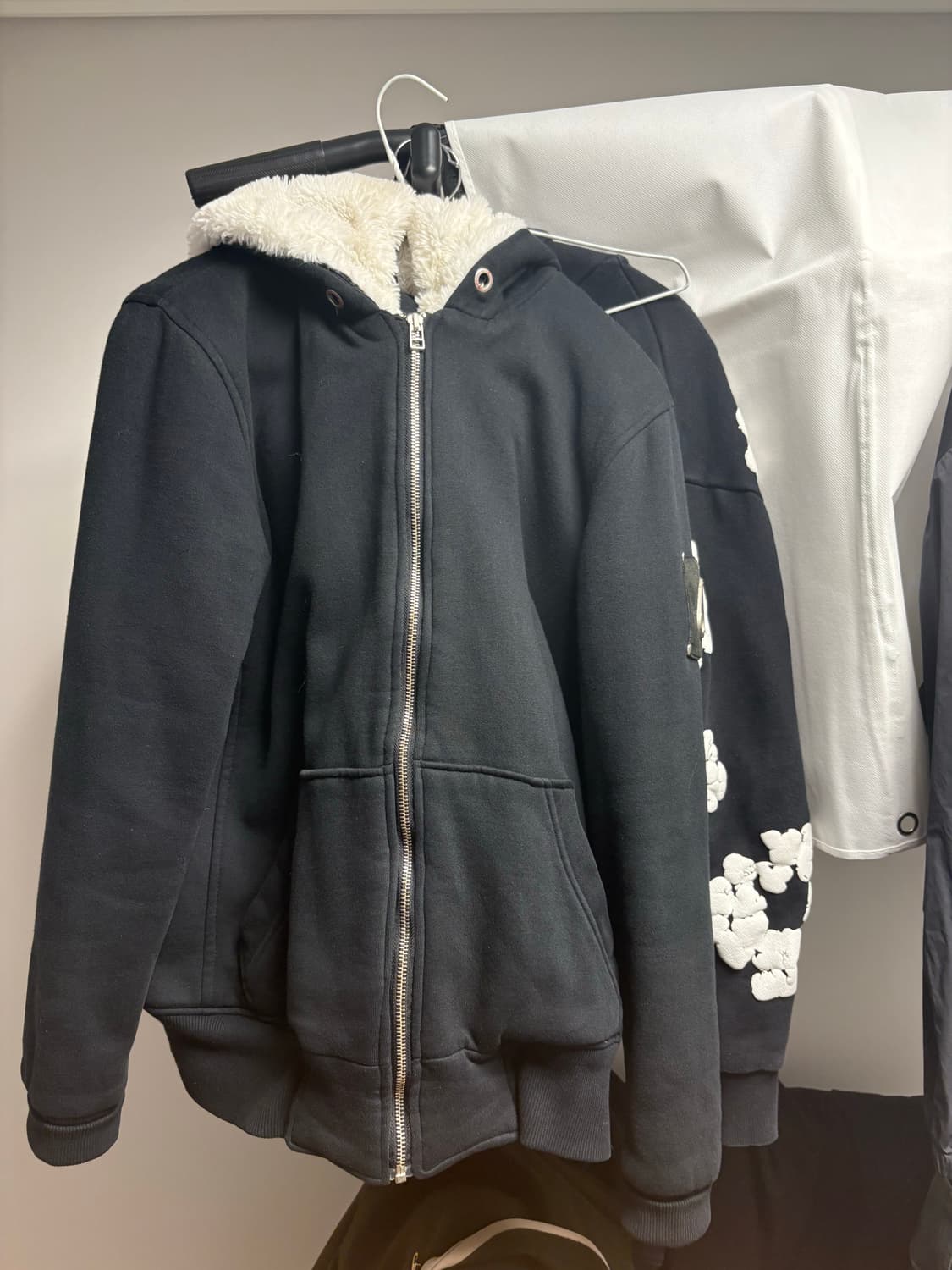 무스너클 버니스웨터 m 상품이미지1