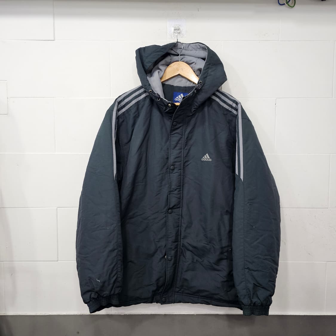 아디다스 누빔 점퍼 상품이미지1