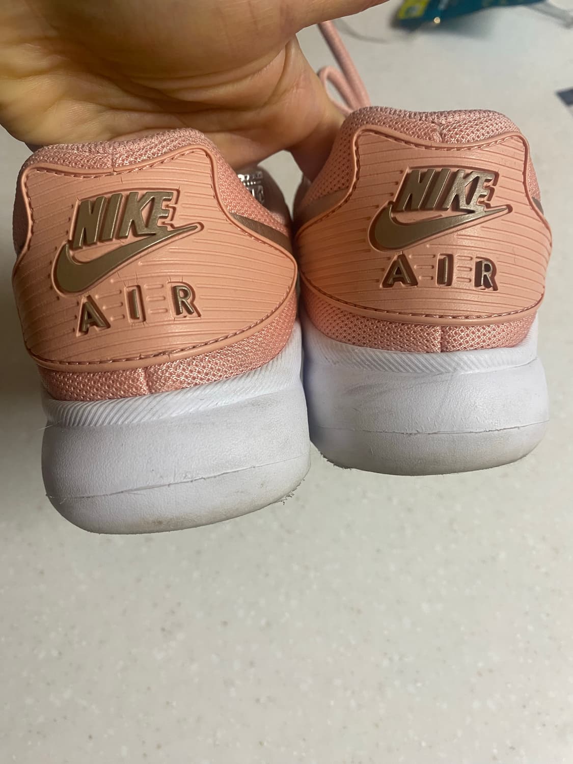 나이키 에어맥스 핑크 운동화 240mm 상품이미지3