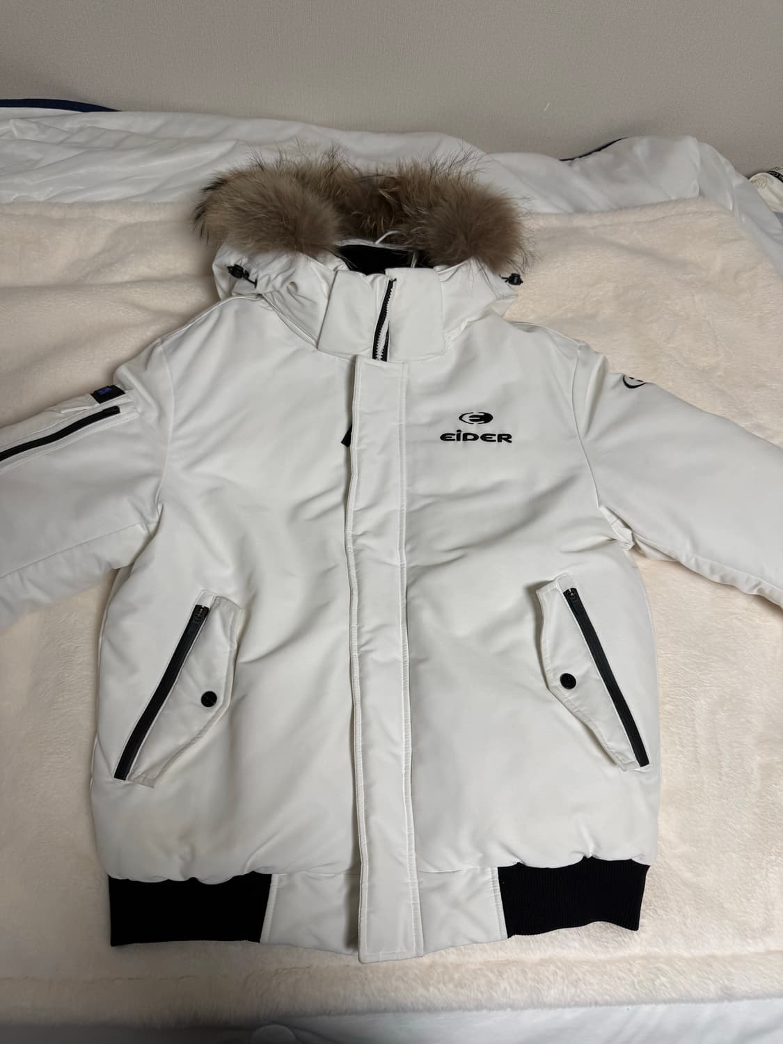 아이더 숏패딩 상품이미지3