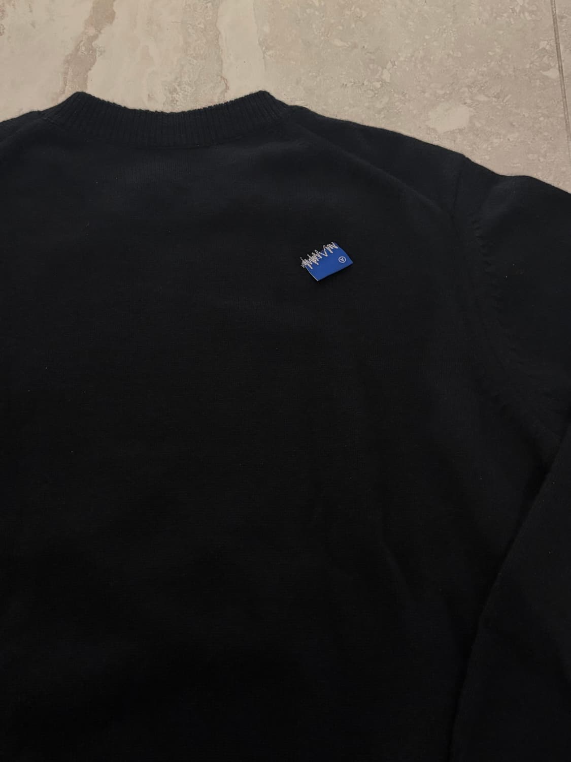 [m]아더에러 시그니피컨트 니트 느와르 상품이미지4