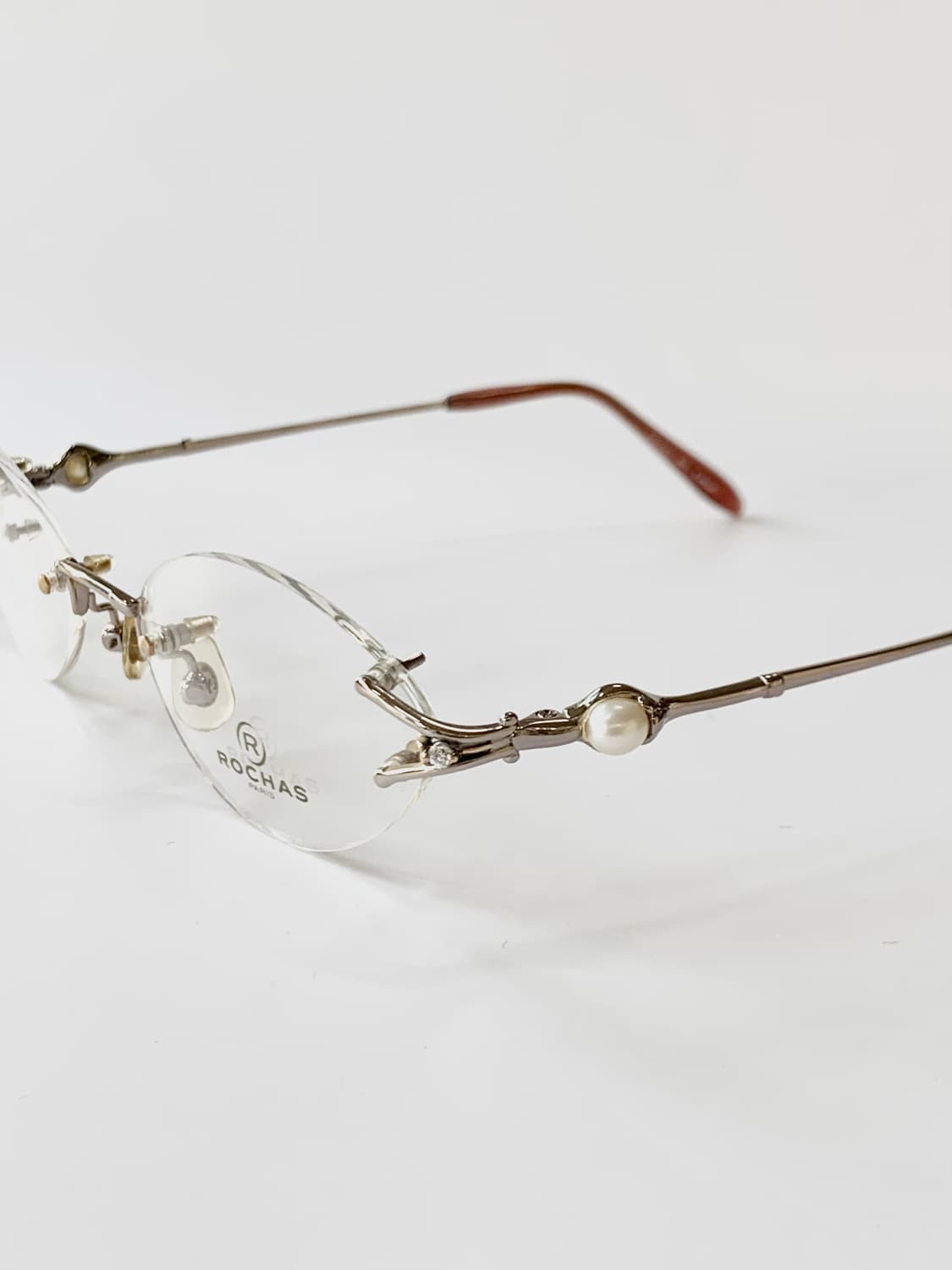 [픽키-635] 로샤스 진주 무테 안경 클래식 펄 디테일  상품이미지6