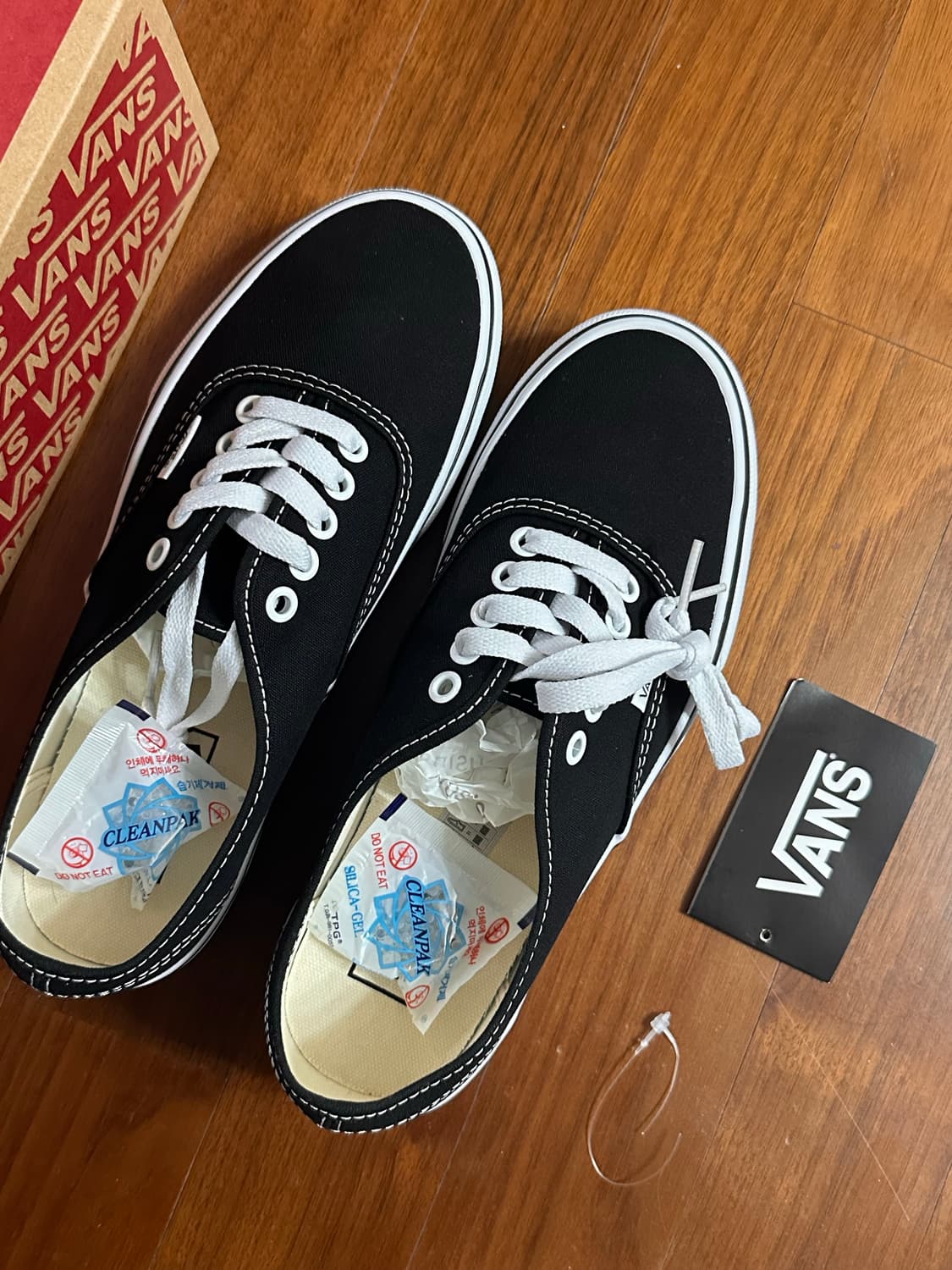 반스 어센틱 새상품 상품이미지2