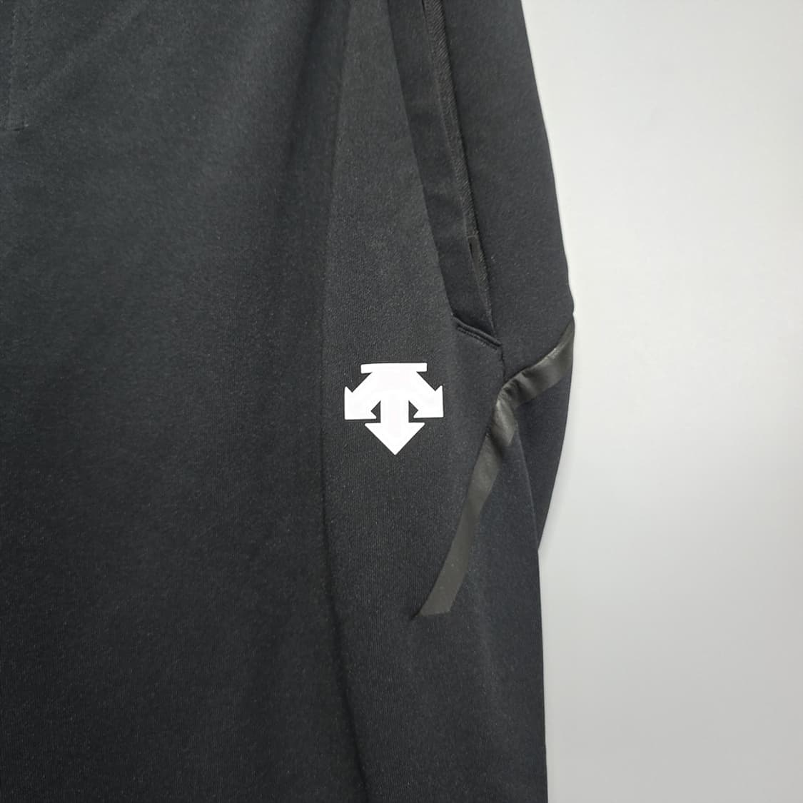 데상트 DESCENTE 트레이닝 롱팬츠 85 상품이미지3