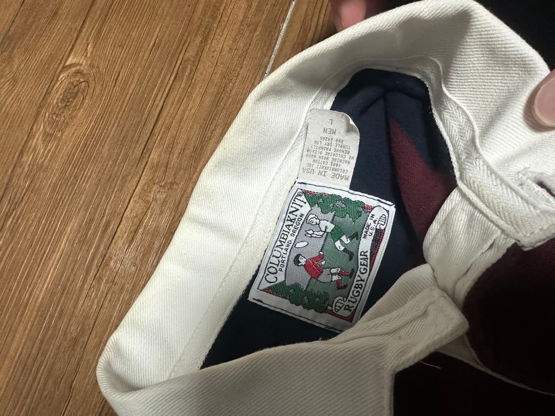 콜롬비아니트 럭비티 버건디 네이비 L사이즈 판매합니다. 상품이미지3
