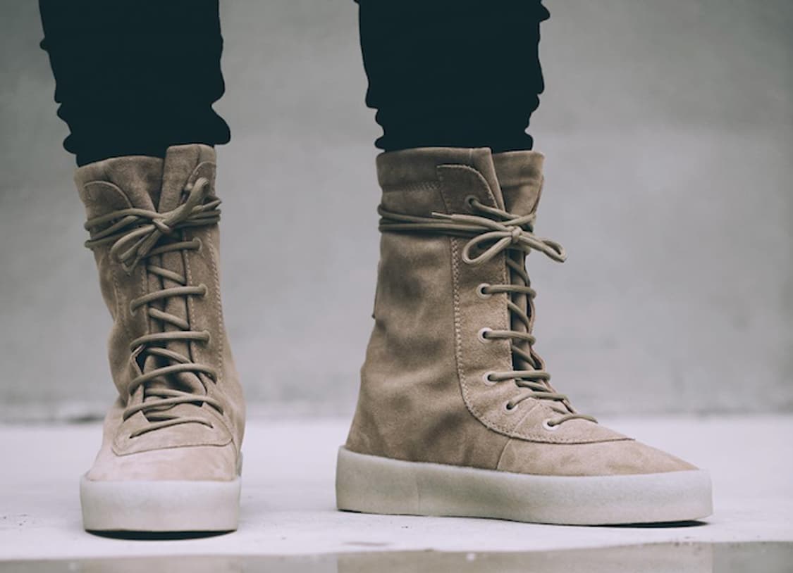 (미개봉 새상품) yeezy 이지 시즌 2 크레페 부츠 상품이미지1