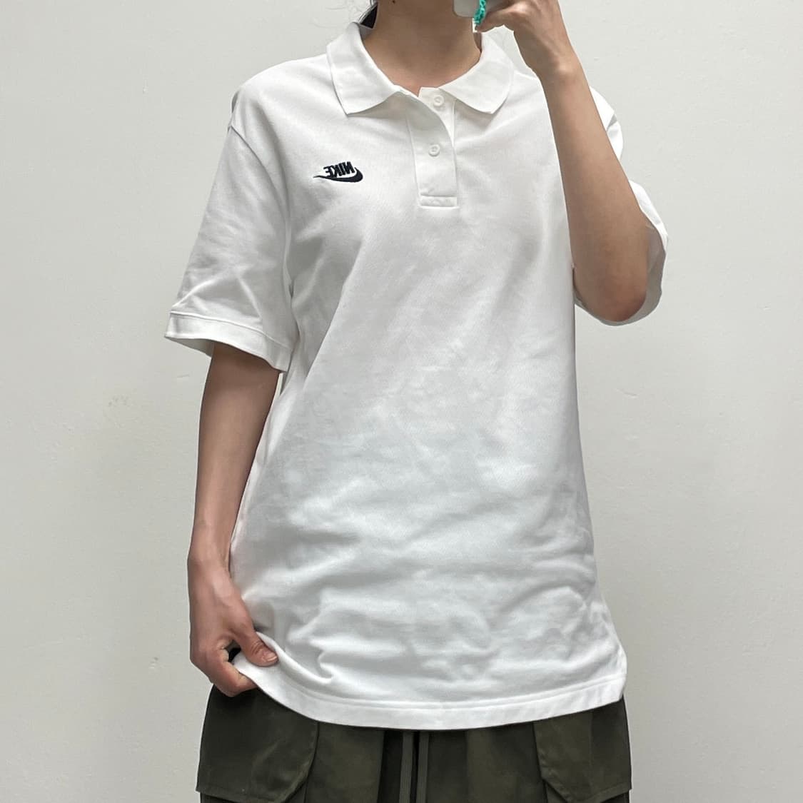 나이키 로고 반팔 카라티 화이트 L [052704] 상품이미지1