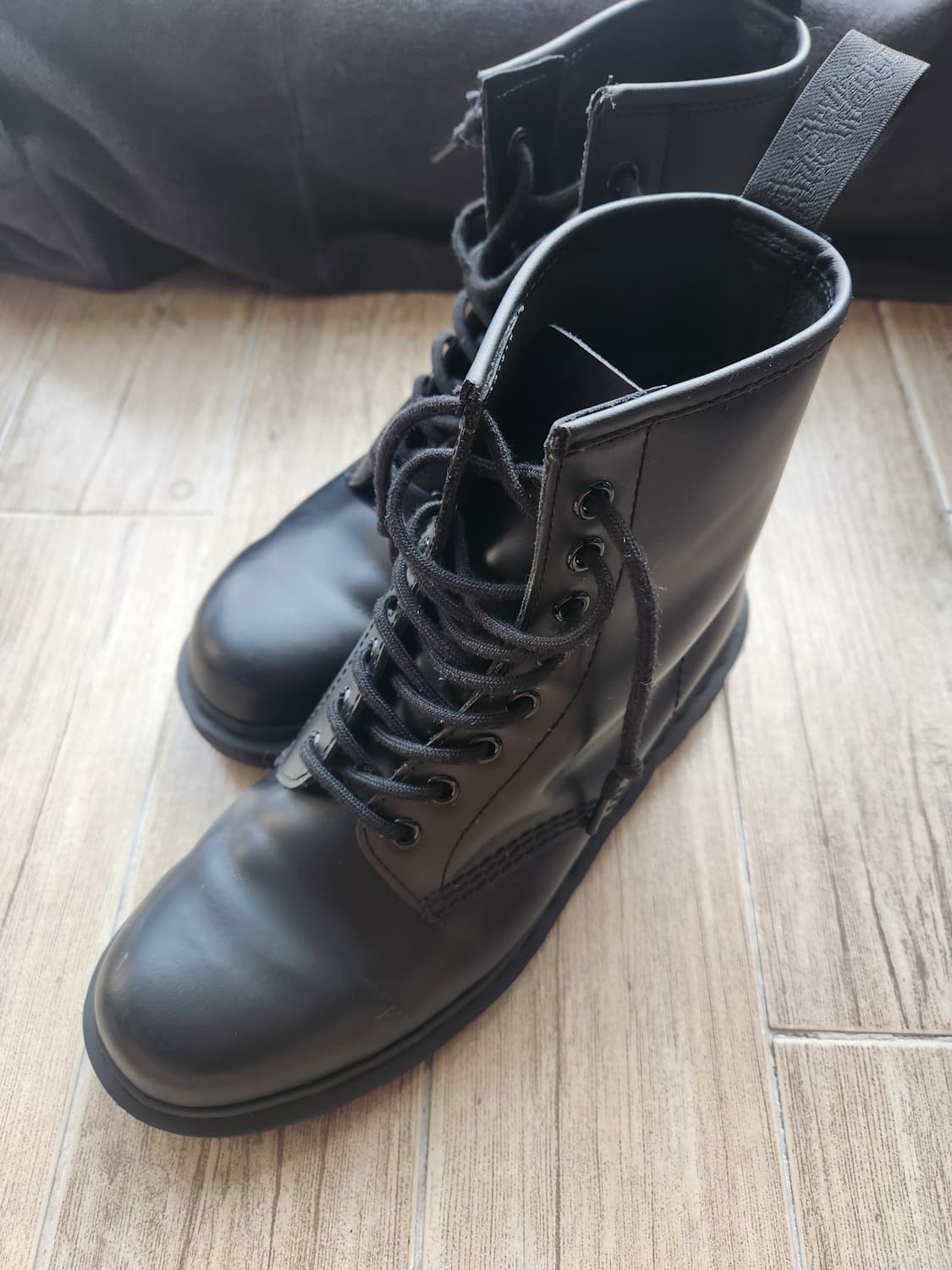 닥터마틴 1460 모노 (260) 상품이미지1