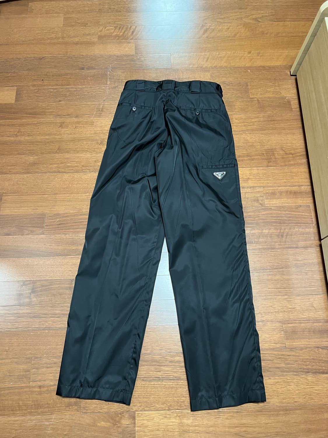 프라다 리나일론 팬츠 spg30 44사이즈 상품이미지2