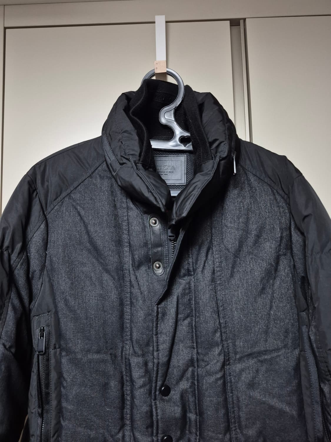 지오지아 정품 오리털 패딩 100사이즈 팝니다  상품이미지3