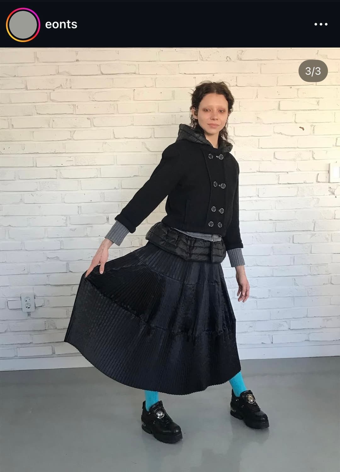 에옹쓰 Classic Aged Wool Cardigan_black 상품이미지3