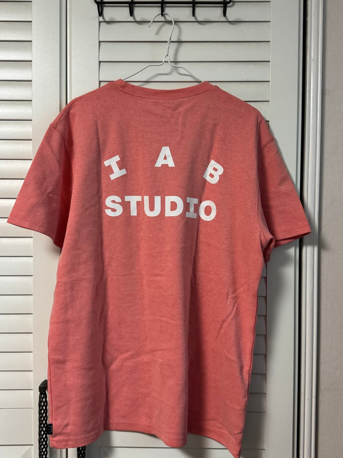 IAB Studio 아이앱스튜디오 티셔츠 핑크 L 상품이미지2