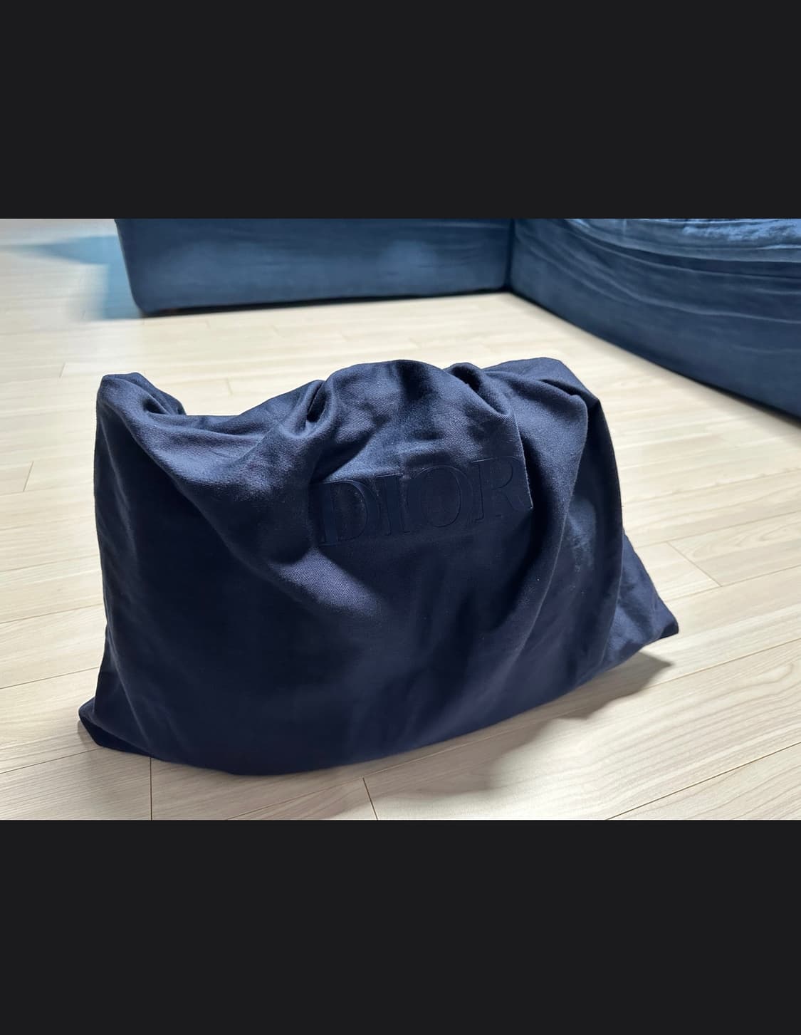 디올 새들 소프트백 판매합니다 상품이미지4