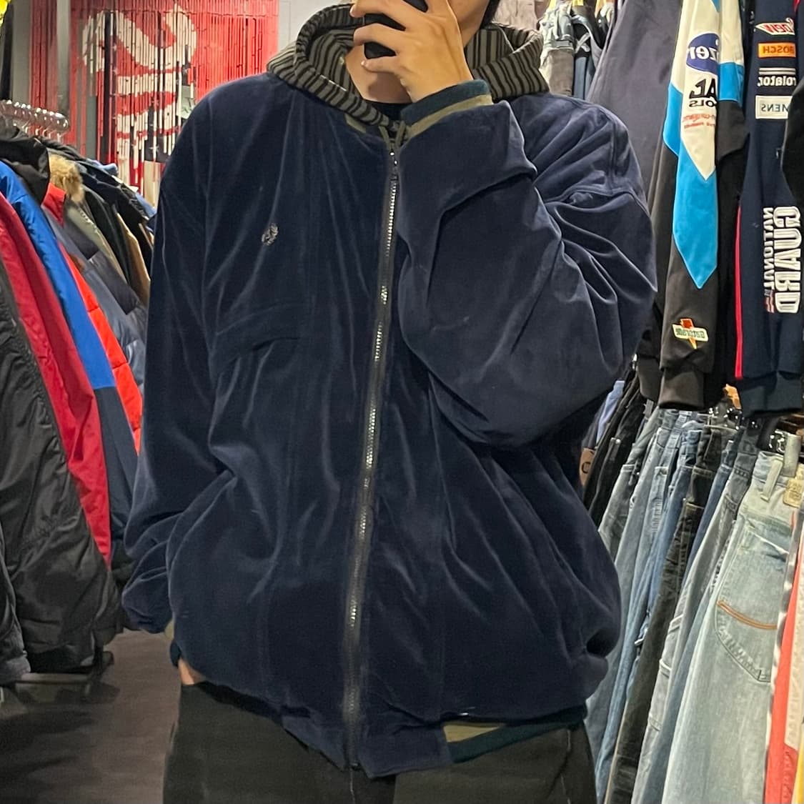 [IM] GIVENCHY 지방시 딥네이비 벨벳져지 상품이미지4