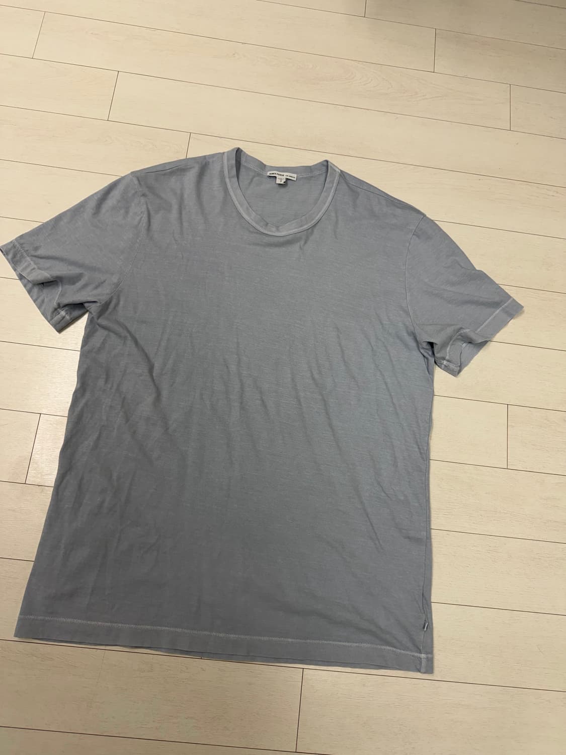 제임스펄스 반팔티셔츠 2 사이즈  사진 방금찍었습니다  1장  65,00 상품이미지1