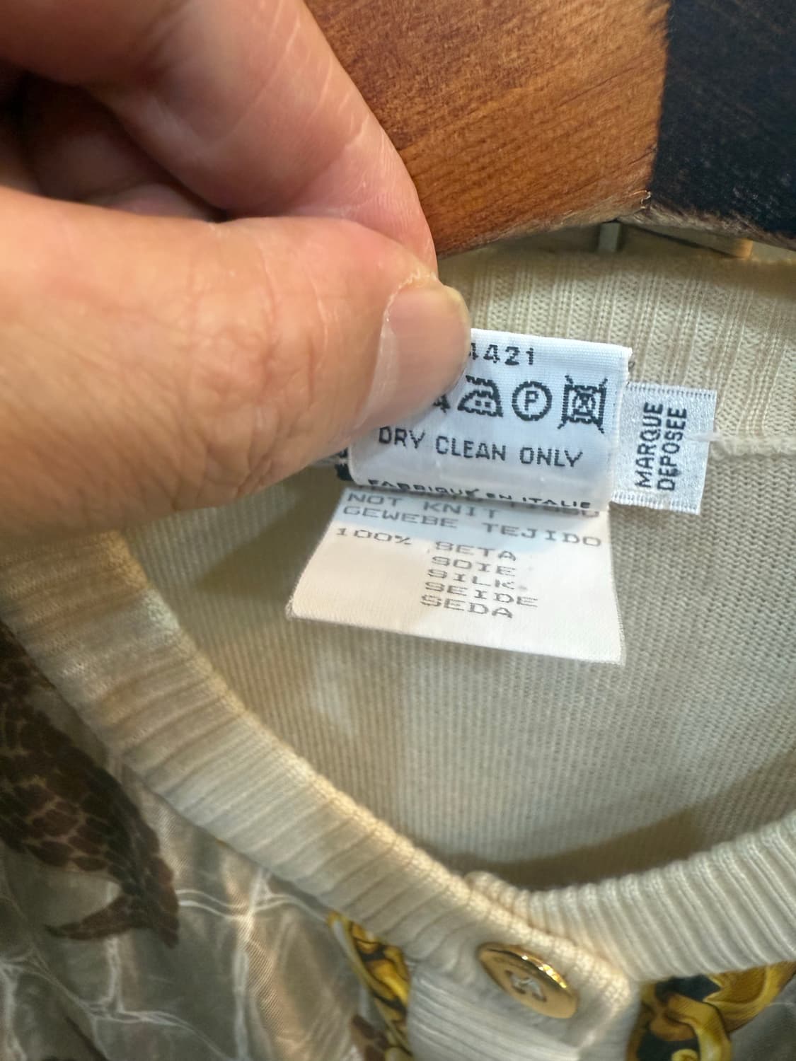 40/66 정품 셀린느 실크혼방 가디건 팝니다 상품이미지3