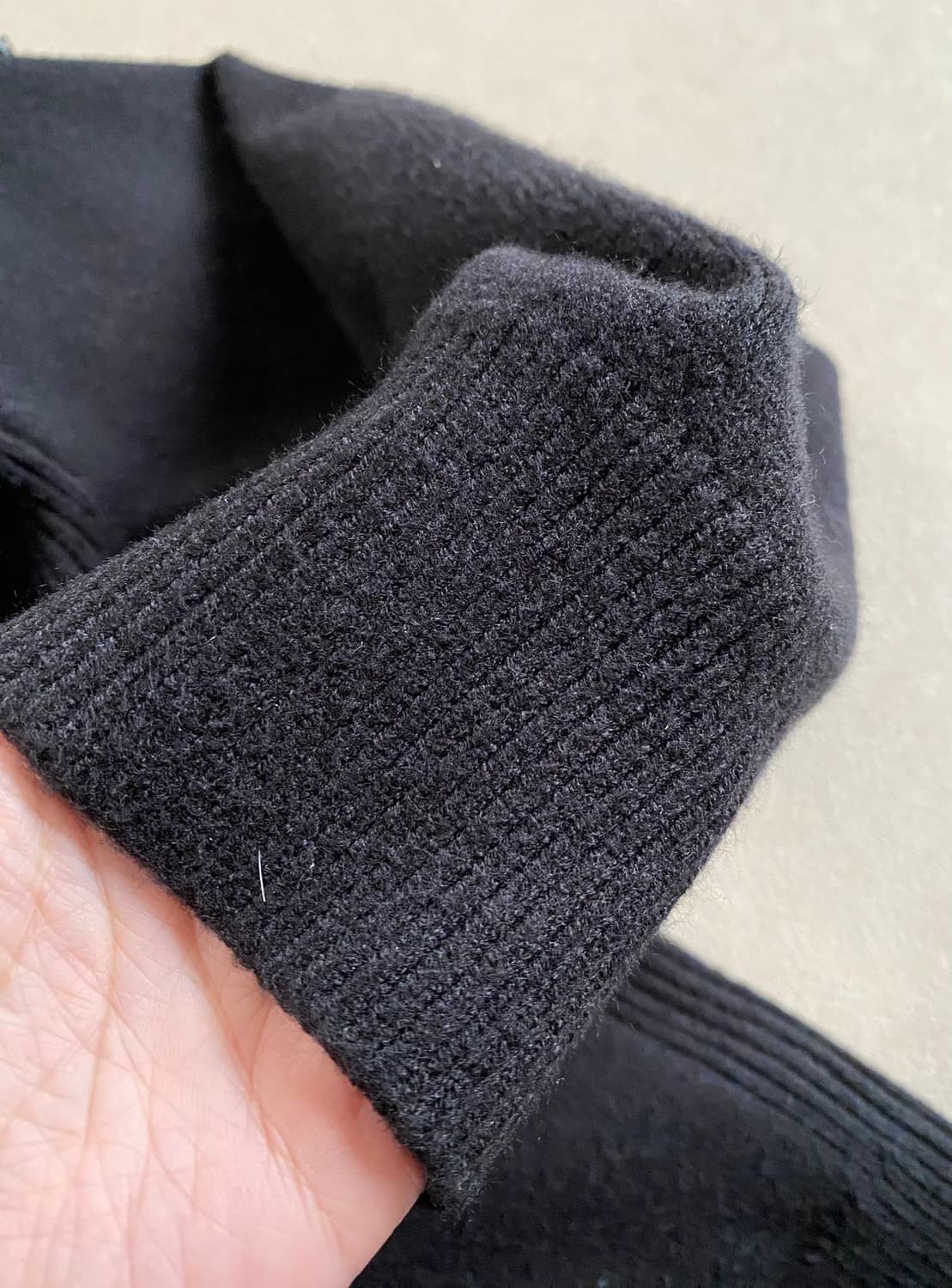 스톤 아일랜드 반버튼 폴라 니트 풀오버 상품이미지3